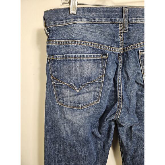 Guess Jeans L.A. Women's Cliff Bootcut Low Rise Jeans Size 30x32 JR9074 - Picture 10 of 16